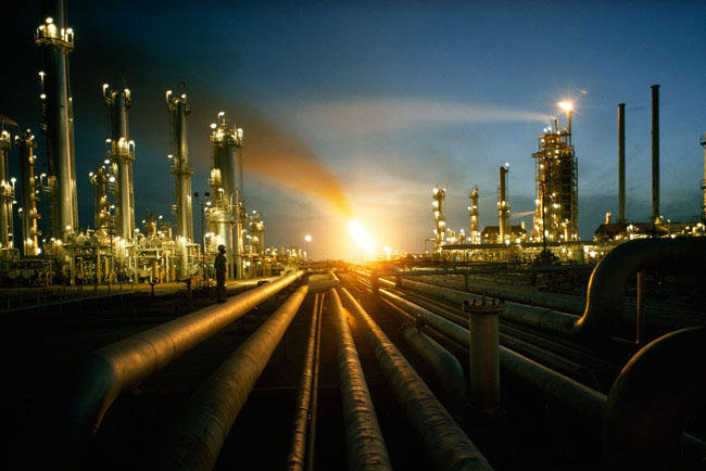 دور النفط العربي في تحقيق الأمن الإقتصادي العربي